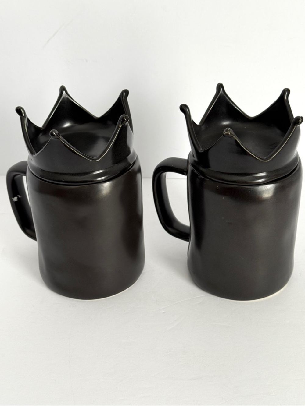 Joseph A. Tea Coffee Mug & Crown Lid Ceramic 21 fl oz Matte Black King & Queen - Picture 5 of 11